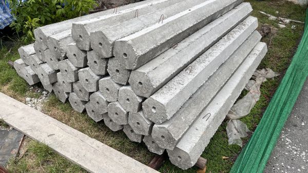 Cost of Concrete Piling Service in La Porte